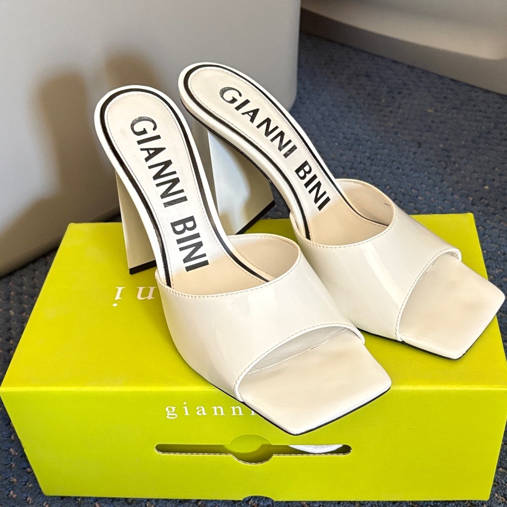 Gianni Bini White Heeled Mules